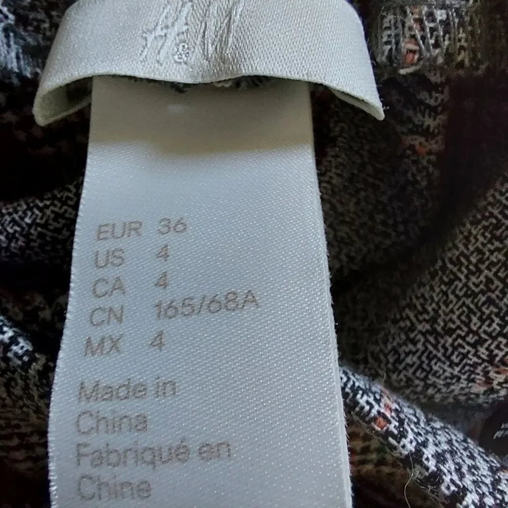 H&M SKIRT - Picture 3 of 5